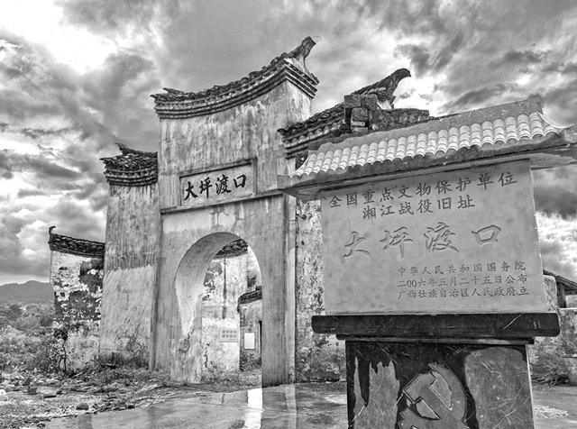 [中国旅游报] 红色巴士 桂林山水寻印记