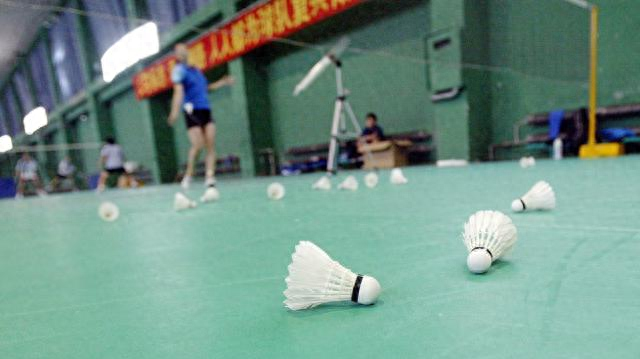羽毛球运动究竟有多烧钱？从入门到发烧的消费全解析
