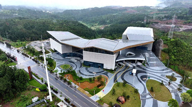 “空中览胜”新热潮 旅游消费见势头