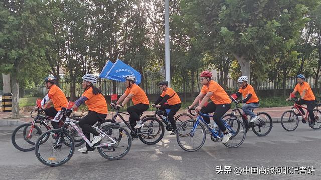 河北隆尧：双节同庆 “骑”乐无穷