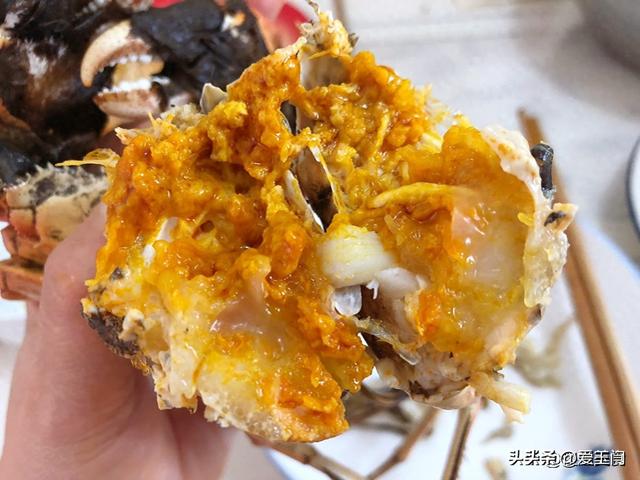 蒸螃蟹要多长时间才熟？牢记3个时间点，不掉腿不流黄，蟹肉鲜嫩