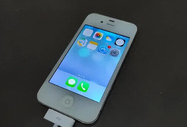 从大哥大长天线，到iPhone天线门！手机天线17年进化史
