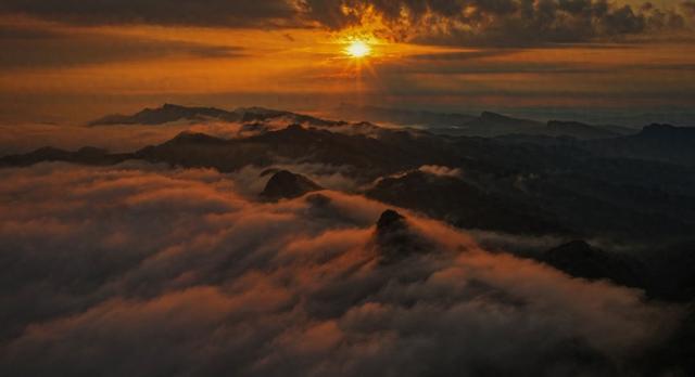 邂逅剑门蜀道的斑斓冬日