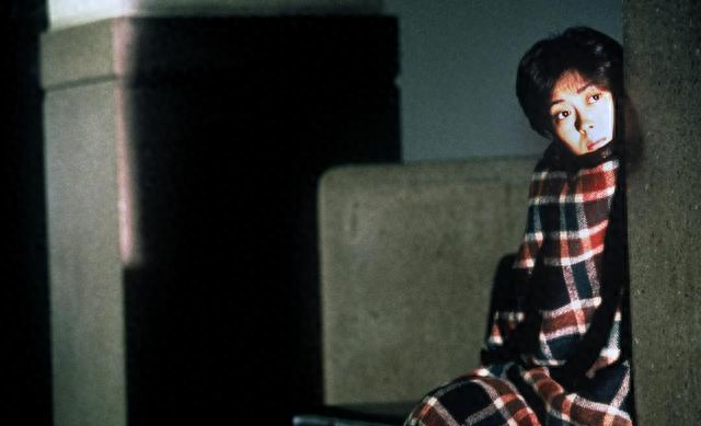 心理学：“适度麻烦别人”！能让你越来越受欢迎