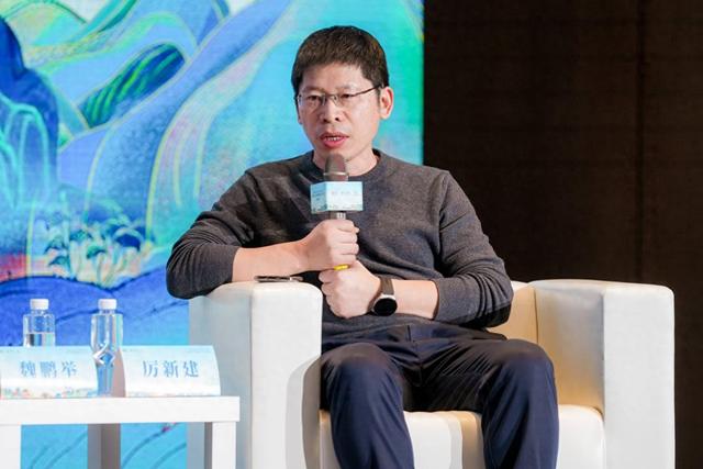 厉新建：深入挖掘“地方性”才能从同质化旅游中突围