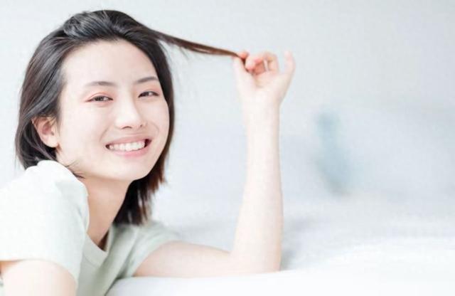 女人敢向一个男人索要这个东西，就是生理性喜欢了，别不懂