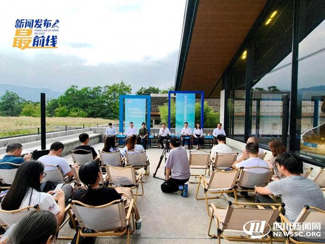 一个词形容乐山？“活力中国调研行”采访团这样说｜发布会观察