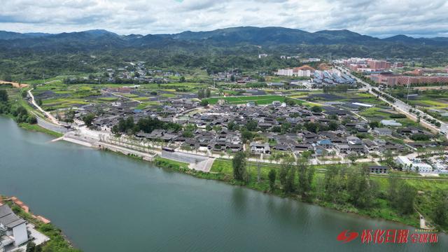 乡愁归处 古韵新生——看荆坪古村如何“焕新”迎客