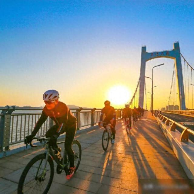 【乐游烟台】沿海穿林登山，在烟台黄渤海新区收集三种风景！