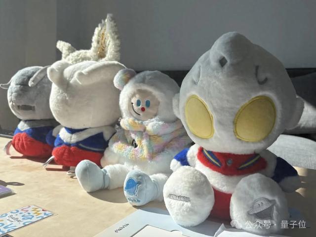 奥特曼的小游戏玩具(阿里老兵造出会说话的迪迦AI玩具单品20万销量)