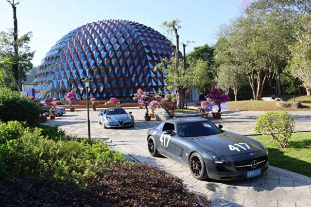 引擎轰鸣邂逅流溪烟渚，“行千里”经典车串联广州从化文旅新地标