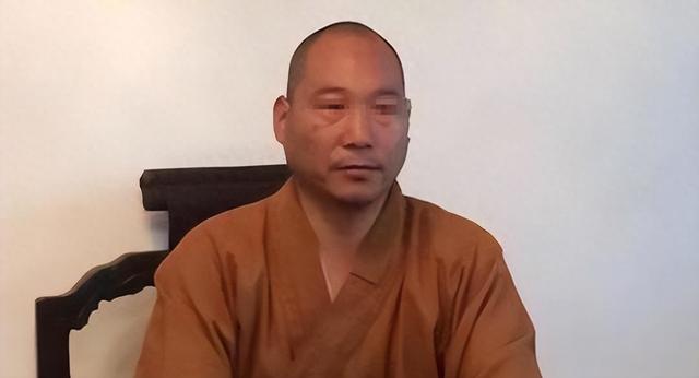 释延鲁现状：统领2万多人武校，年收入超3.78亿	，妻子是小三上位