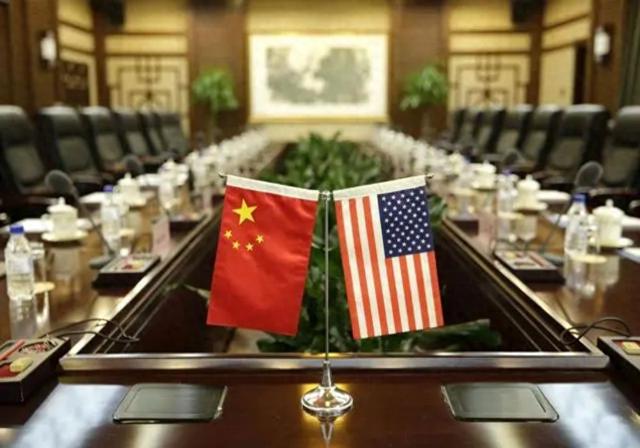 关税停战日剩1天，特朗普逼中方交钱，英伟达也被收割，输家已定