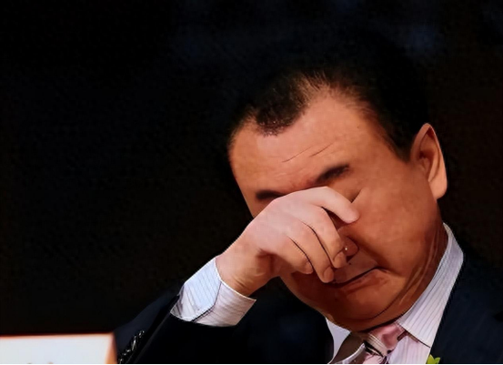 陪睡陪玩只是冰山一角！万达蒸发800亿后，王思聪再次传出大丑闻