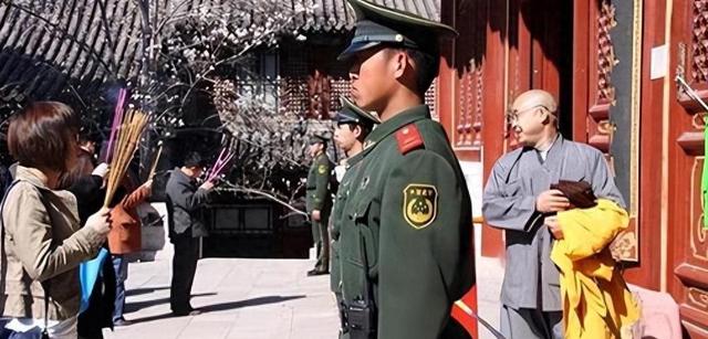 中国有一古寺，庙不大，却有武警24小时站岗，它有何特殊之处？