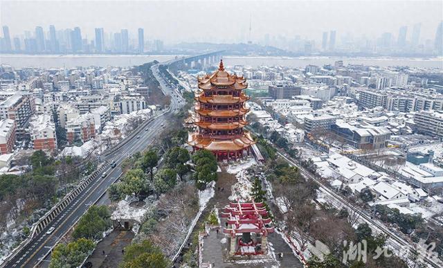 雪中的黄鹤楼美到极致