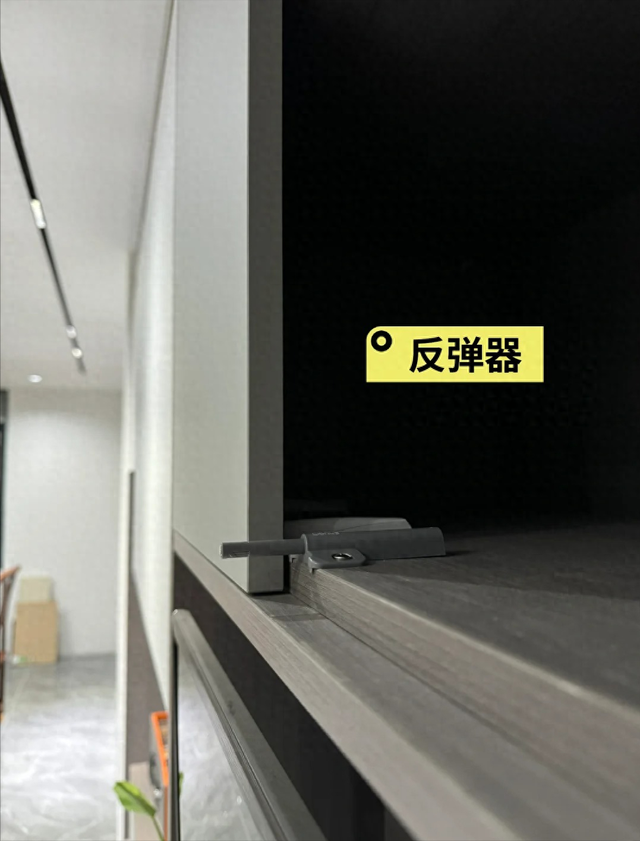 逃离现代客厅攻略（入住一年有砸掉这8个设计的冲动）