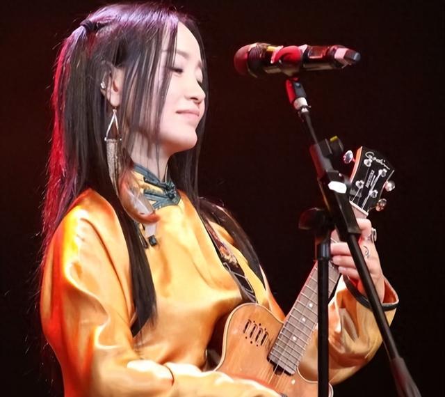 她5次上春晚，被恩师骗怀孕，自杀未遂不幸流产，57岁却依旧单身