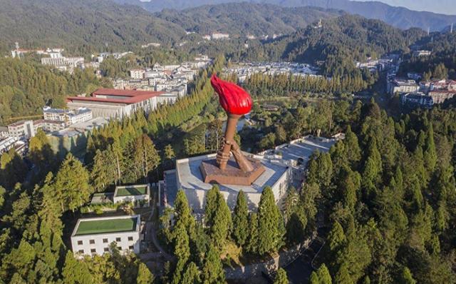 江西吉安不只有井冈山，还有两座山风景也不错，你去过吗