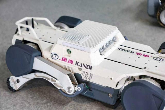 行业快评｜具身智能加速，智元、傅利叶、康迪科技……中国机器人正被带向全球场景