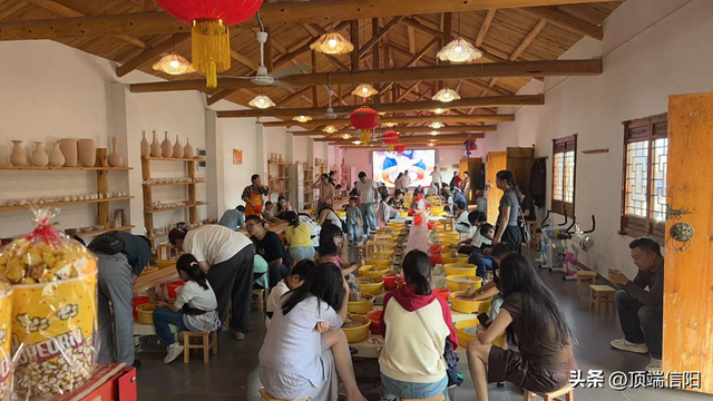 商城：文旅专列驶进大别山，两批游客预计带动百万消费