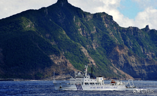 中国舰队进钓鱼岛后	，日本反应强烈，不到一天时间，美军也下场了