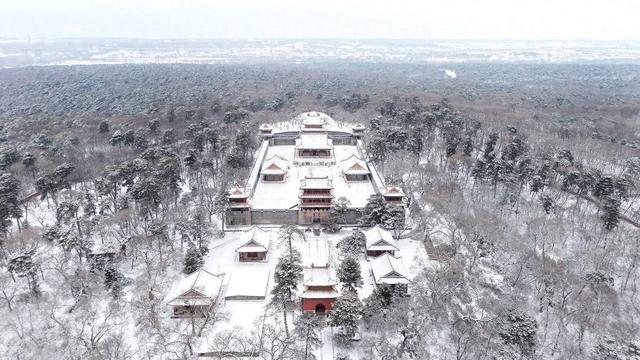 沈城雪落 东陵古境如画