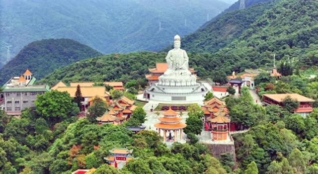 七绝 · 东莞观音山国庆游记