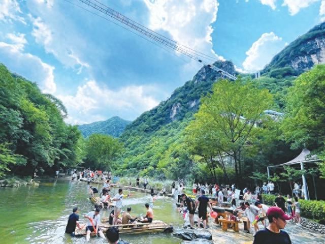 湖北郧西：“织”就“七夕”浪漫经济