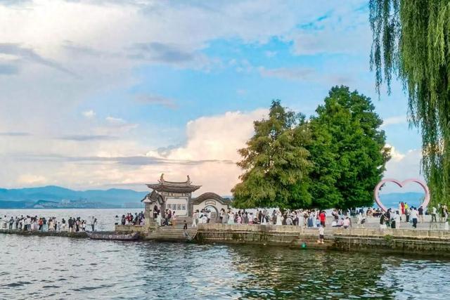 大理暑期文旅市场亮点纷呈