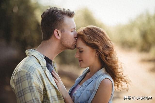 爱情究竟是什么（爱情究竟是什么一场深刻的感悟）