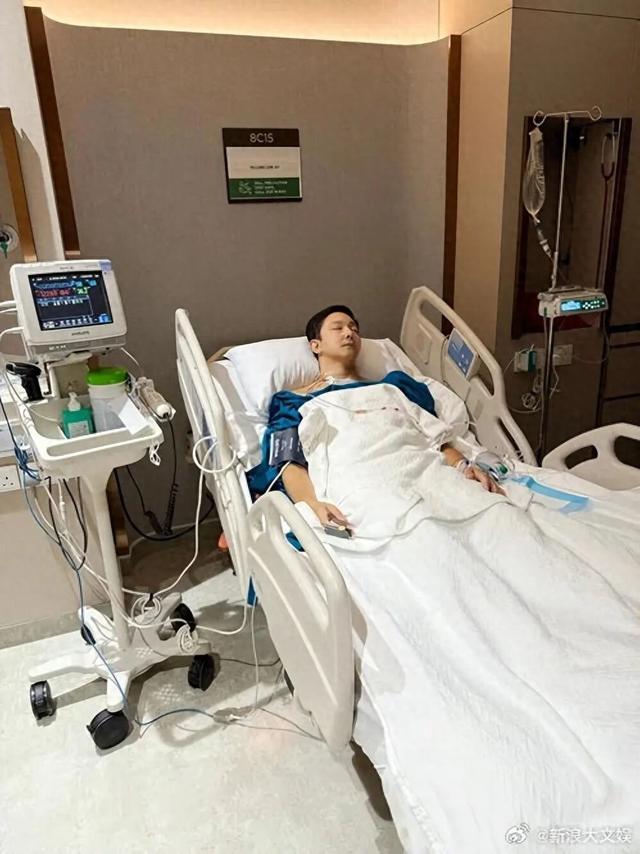 49岁曾经偶像剧男演员被曝患癌，已进行两次手术！担心不能看到女儿长大