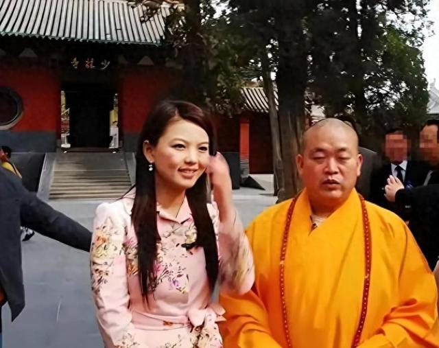 李湘不忍了！公开坦白与释永信的真实关系，亲吻照的真相终于大白