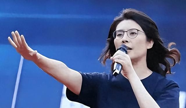 局势逆转：国民党主席改选爆出“重磅炸弹”，郑丽文或将白忙活？