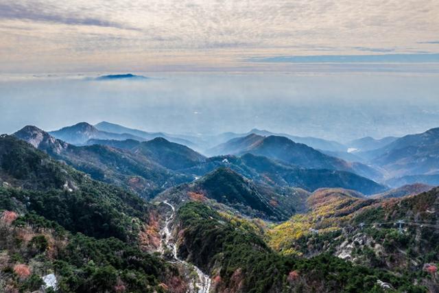 暮秋泰山，用绚烂迎接冬天的到来