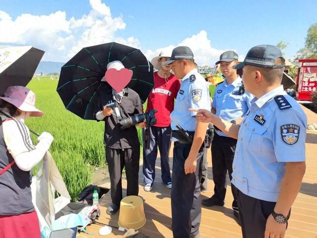 深化“旅游警务” 守护古镇“诗与远方”