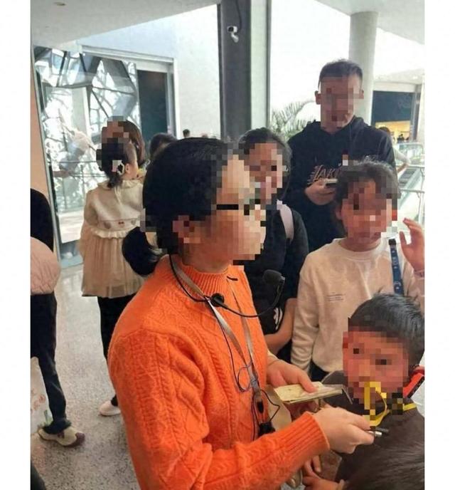 进博物馆听讲解，钱竟进了“农家菜馆”？