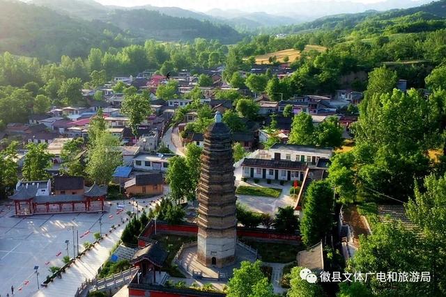 栗川砖塔，你与时光站成永恒