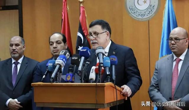 两个当众撕毁联合国宪章的国家，一个已经灭亡，一个终将灭亡