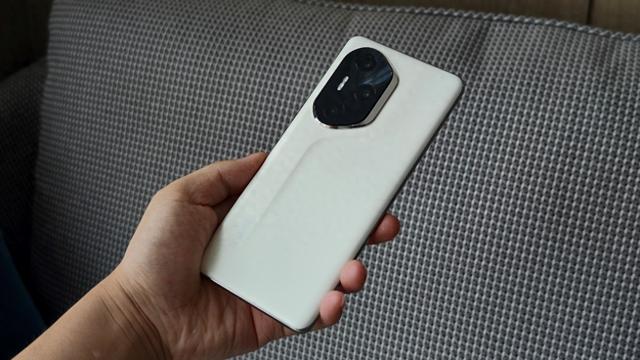 毕业季手机推荐： 荣耀300 Pro，全能旗舰，真香之选