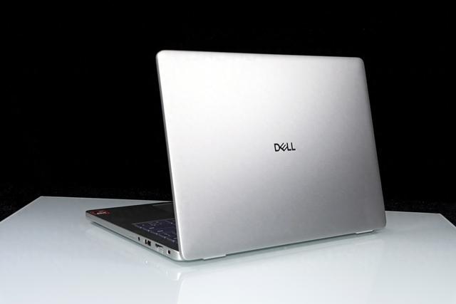 DELL 商用本也能跑 Qwen3 30B 大模型了！AMD AI 7 PRO 350 yes！