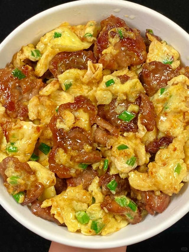 年纪越大越要管住嘴，少吃萝卜青菜	，常吃5样，强免疫走路如风