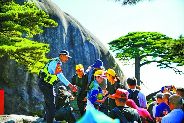 黄山不断优化警务机制、创新治理模式、延伸服务触角