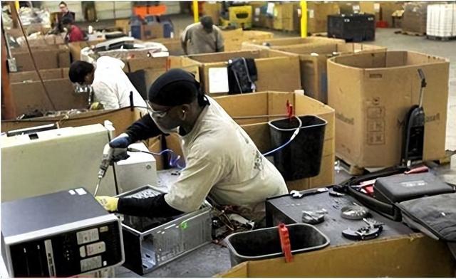 全都“叛变”了，台积电、三星接连宣布停关，外媒：中国不买了？