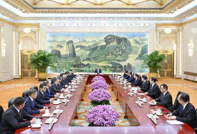 特稿丨以邻为伴，以“合”同行——习近平推动上合睦邻友好的故事