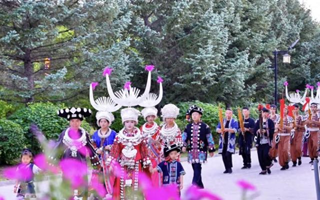 芦笙舞、长桌宴、民族T台秀，“苗侗印象・醉美杭州”首届白马湖苗侗之夜来啦