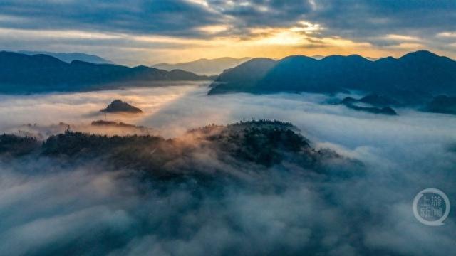 重庆酉阳：平流雾绘就山野仙境
