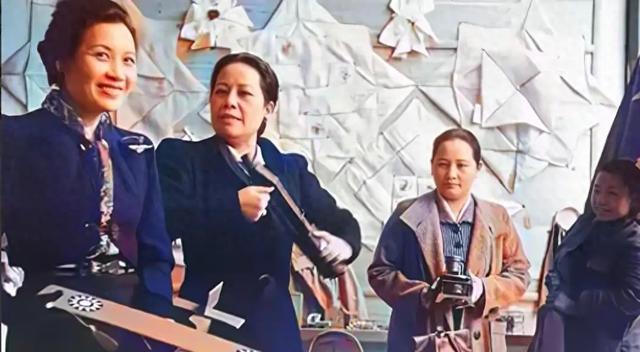 52岁的宋霭龄，49岁的宋庆龄，45岁的宋美龄的真实模样，大家瞧瞧