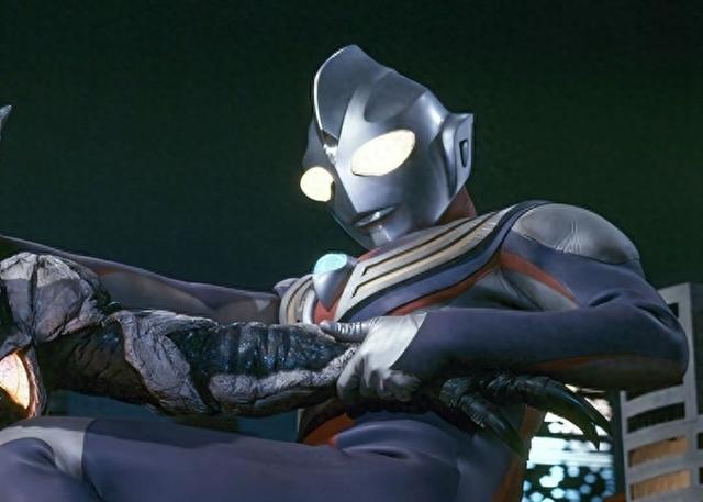 无敌版迪迦奥特曼（迪迦奥特曼实力到底有多强你可能不敢相信）