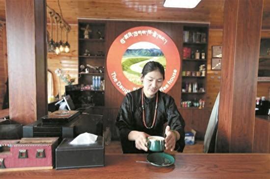 黄河臂弯咖啡香